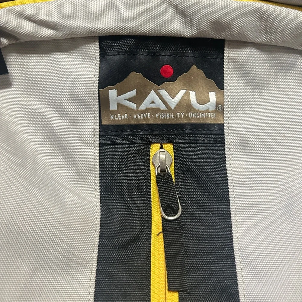 Vtg. Pre-KAVU Black, White, and Yellow Hiking Backpack - Picture 3 of 14